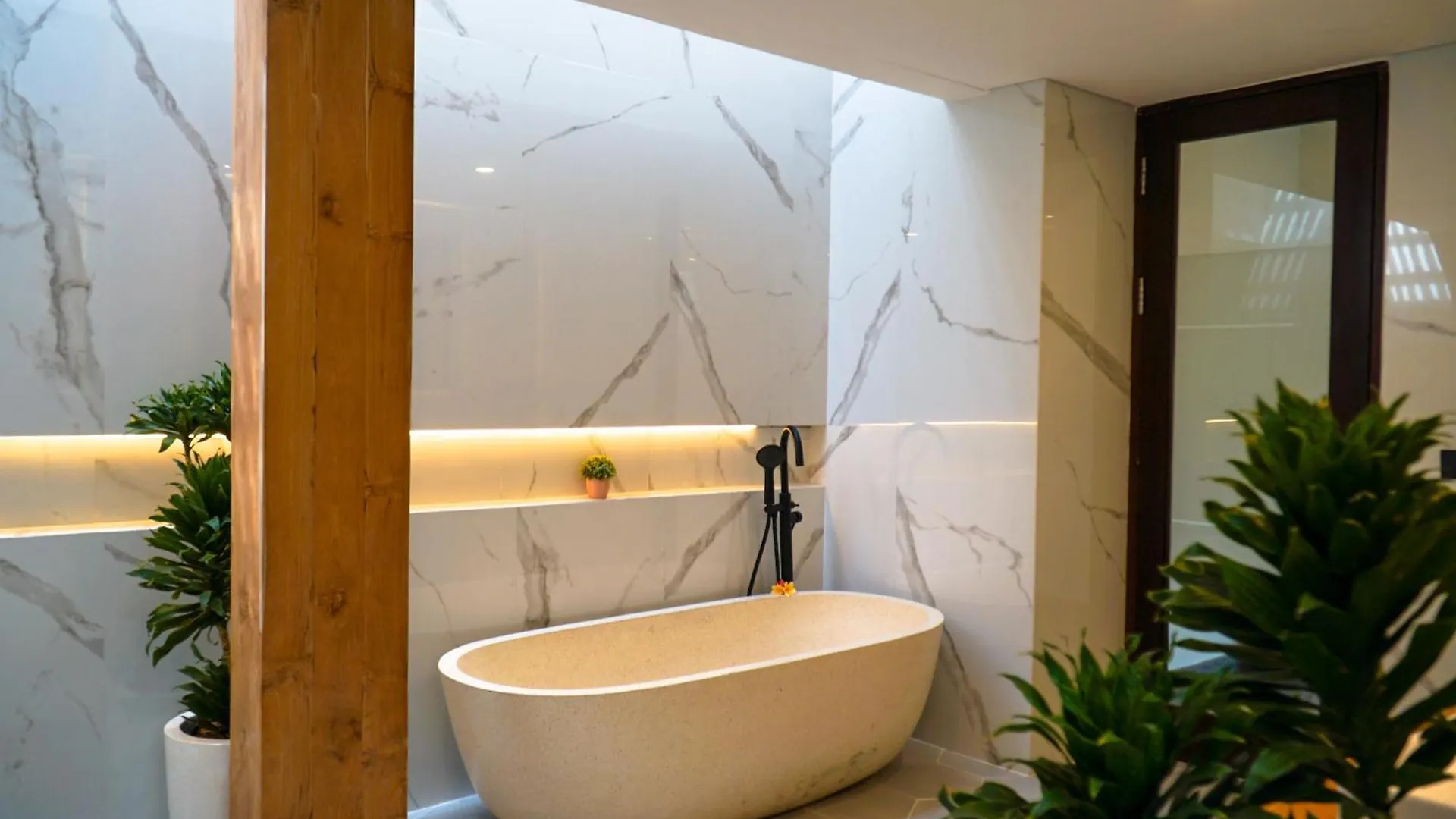 Lotus Villa By Elite Villas Canggu