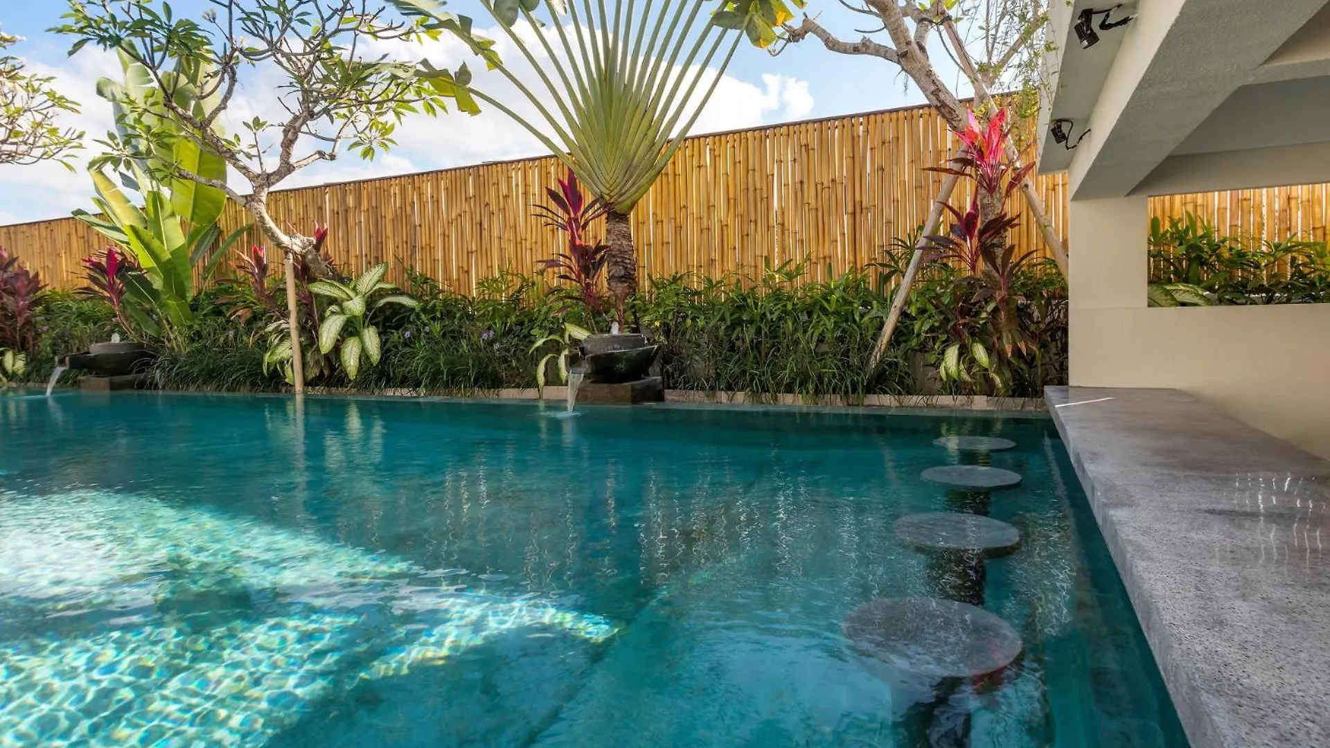 Lotus Villa By Elite Villas Canggu  Canggu (Bali)